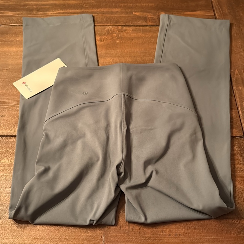 NWT Lululemon Smooth Fit Pull-on High-rise Pant, 4 - Picture 2 of 8